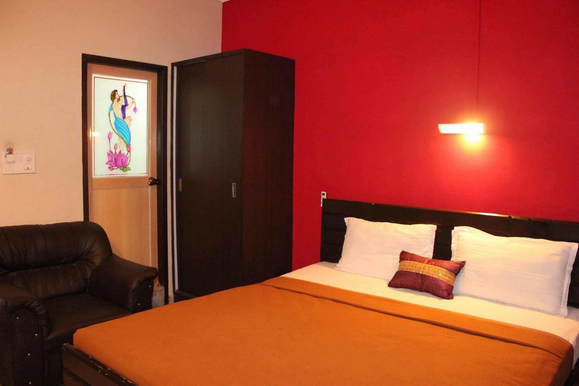 The New Casablanca Boutique Hotel Bangalore Esterno foto