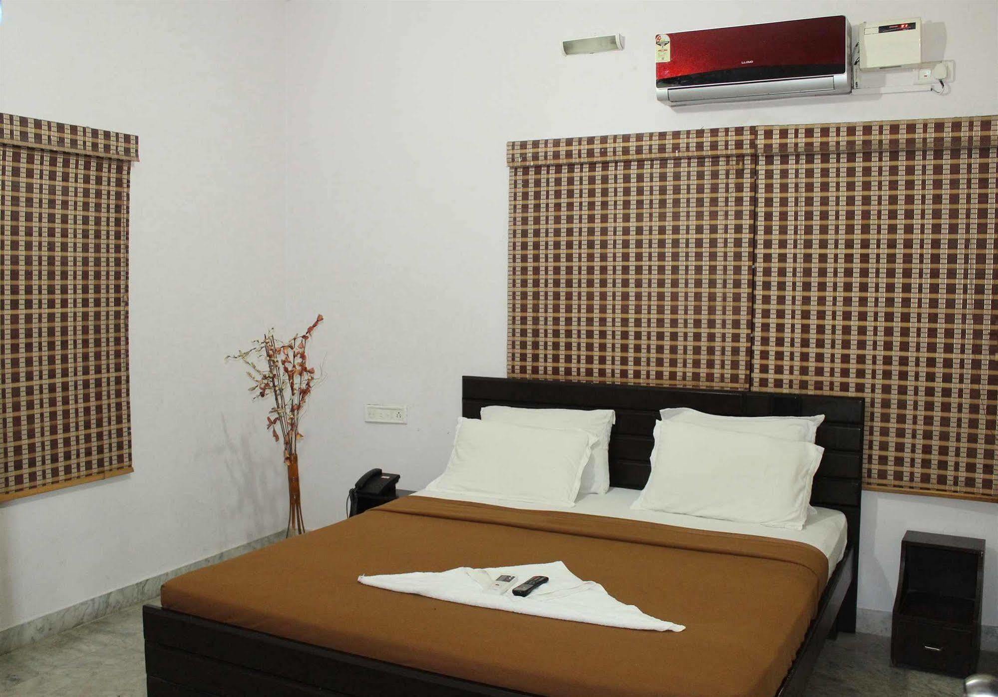 The New Casablanca Boutique Hotel Bangalore Esterno foto